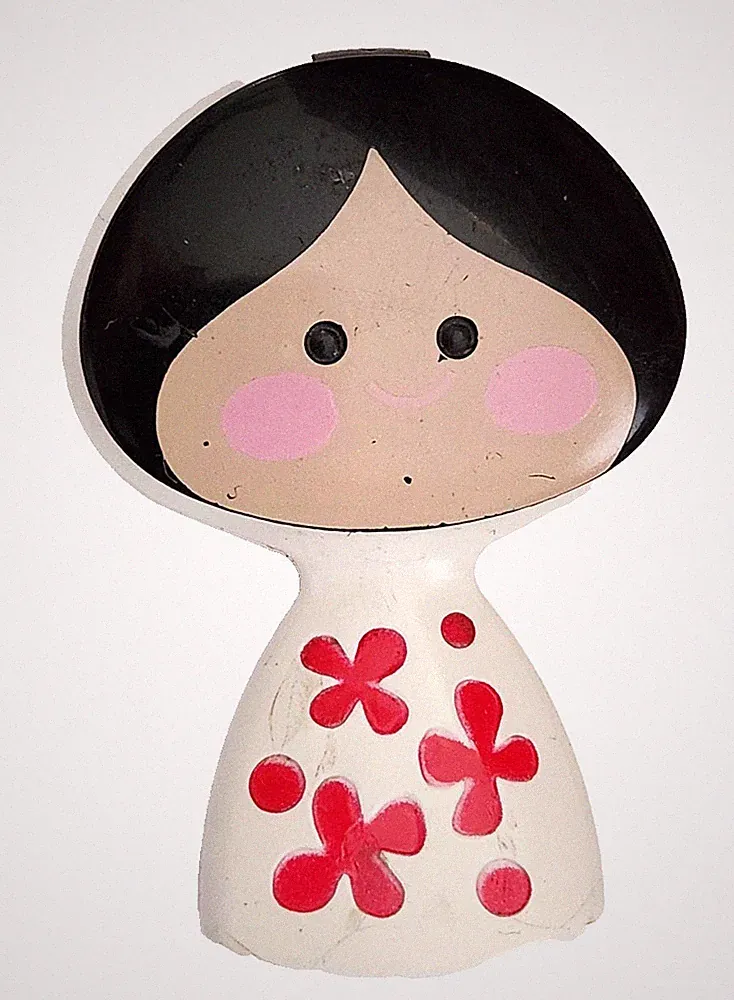 Avon FRAGRANCE GLACE Pin SMALL WORLD GIRL Black Hair Vintage 1970 EMPTY VG