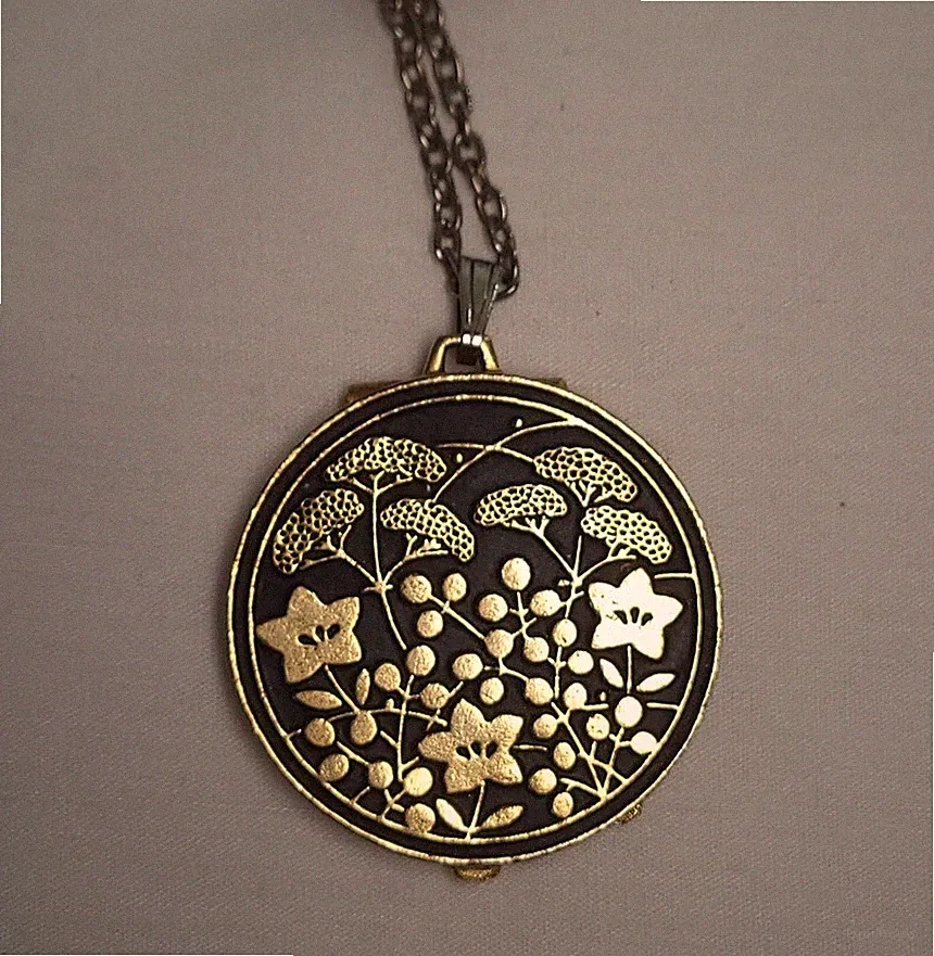 Vintage Shiseido Zen Solid Perfume Compact Pendant Necklace